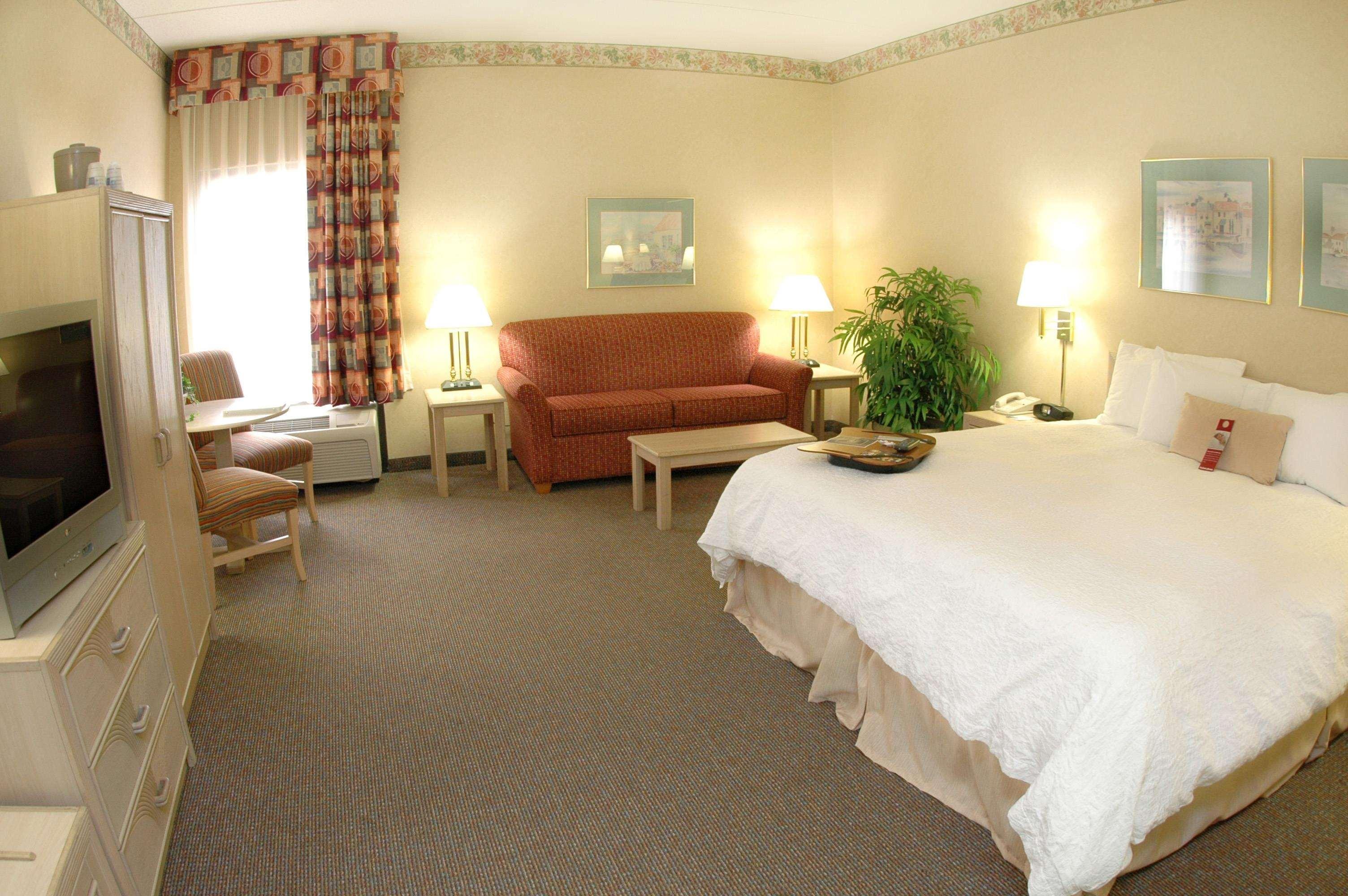 Hampton Inn Janesville Bagian luar foto