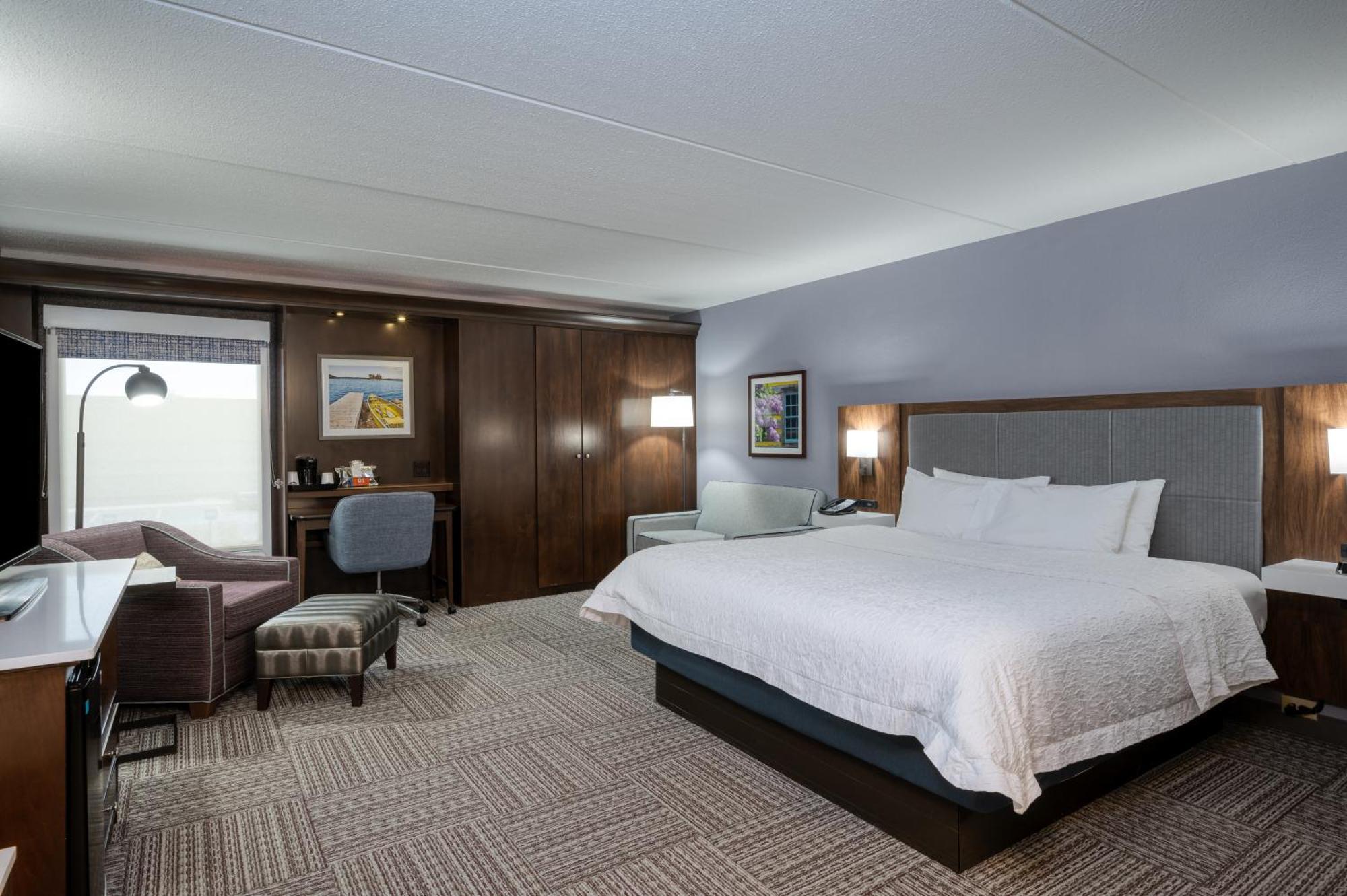 Hampton Inn Janesville Bagian luar foto