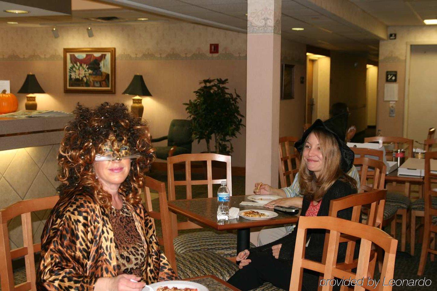 Hampton Inn Janesville Restoran foto
